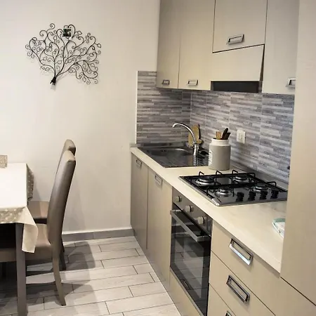 L'ape Vagabonda Apartman La Spezia